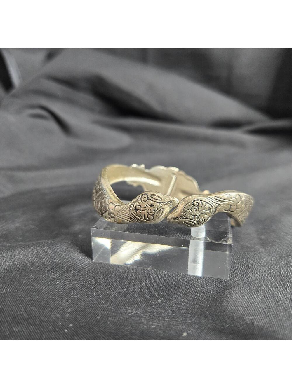 Vintage Style Snake Clamper Cuff Bracelet Double Head Boho Egyptian Carved